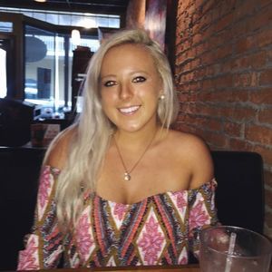 Meet your Posher, Carolyn